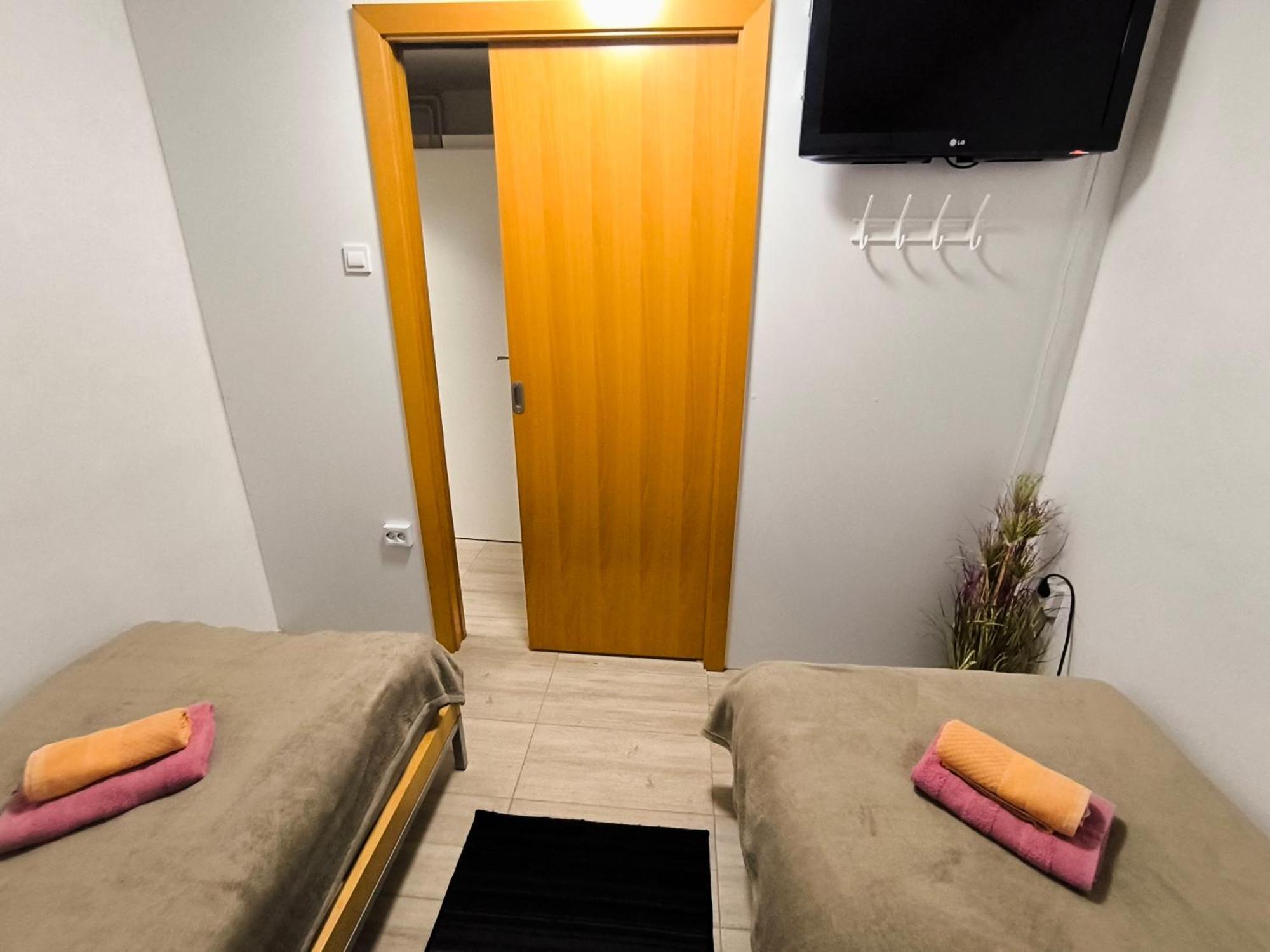 Apartment Jo-ma Apartma - Safe Parking Ljubljana